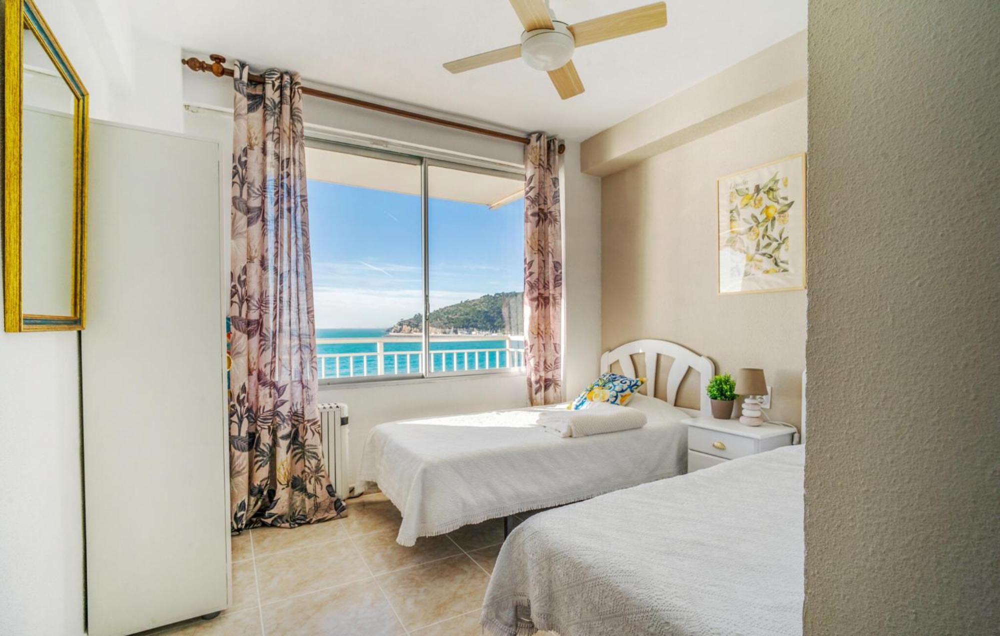 2 Bedroom Gorgeous Apartment In Oropesa Del Mar Exterior photo